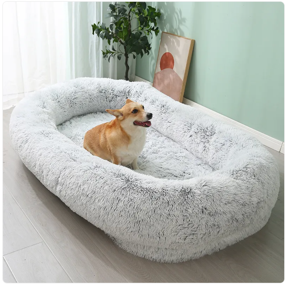 Cozy Haven Plush Pet Bed - Large and Easy-Clean